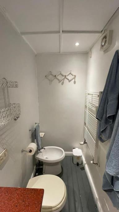 Apartamento Vicolo San Trifone By Hili Roma Exterior foto